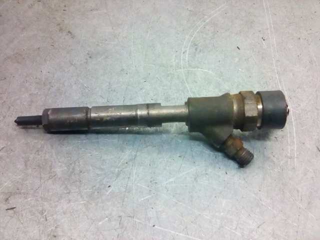 Wtryskiwacz paliwa 0445110227 TOYOTA