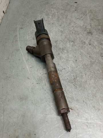 Wtryskiwacz paliwa 0445110227 TOYOTA