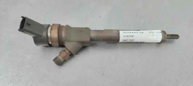 Wtryskiwacz paliwa 0445110227 TOYOTA