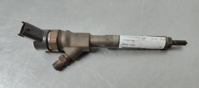 Wtryskiwacz paliwa 0445110227 TOYOTA