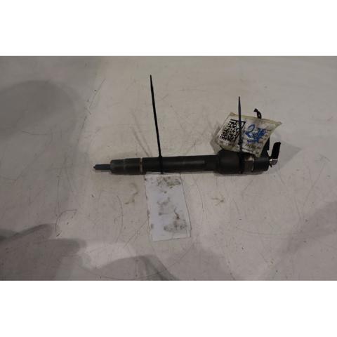 Wtryskiwacz paliwa 0445110238 MERCEDES