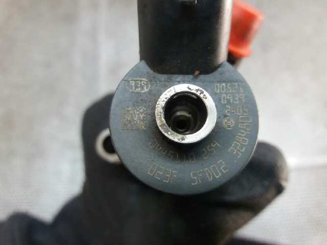 Wtryskiwacz paliwa 0445110259 FORD