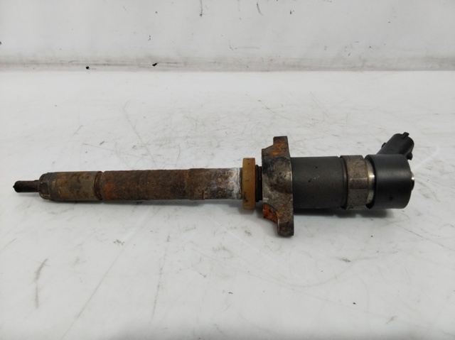 Wtryskiwacz paliwa 0445110259 PEUGEOT