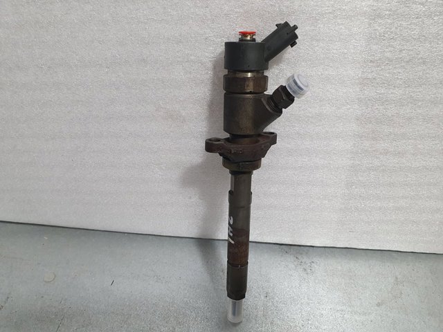 Wtryskiwacz paliwa 0445110259 PEUGEOT