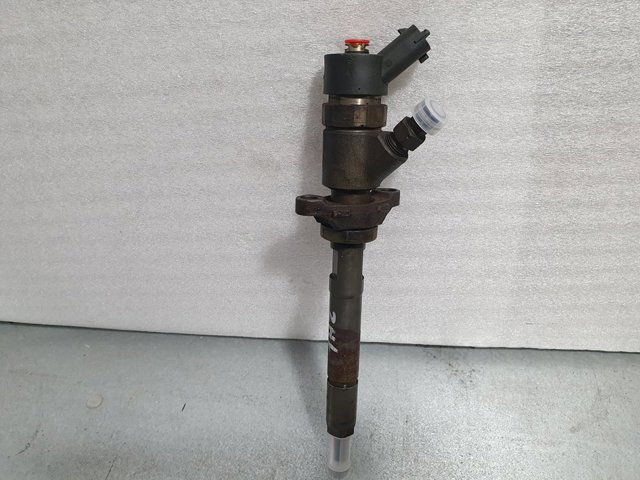 Wtryskiwacz paliwa 0445110259 PEUGEOT