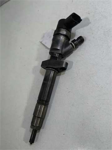 Wtryskiwacz paliwa 0445110265 RENAULT