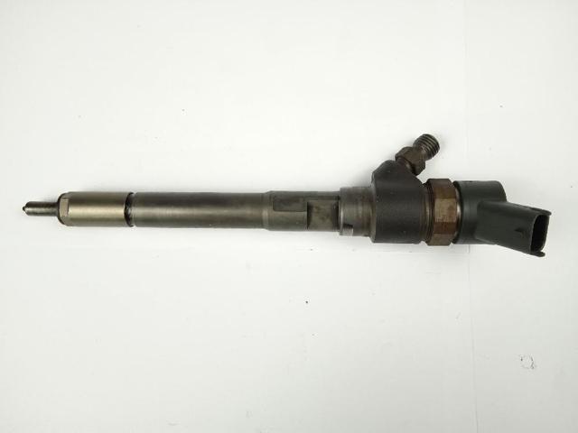 Wtryskiwacz paliwa 0445110270 OPEL