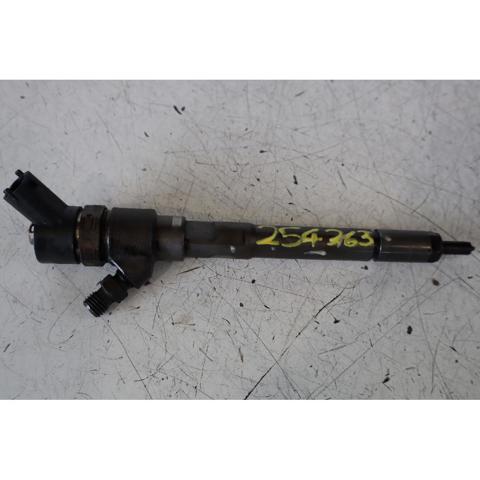 Wtryskiwacz paliwa 0445110270 OPEL