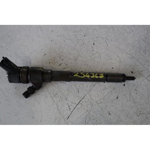 Wtryskiwacz paliwa 0445110270 OPEL