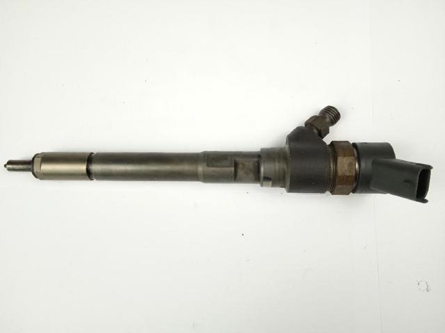 Wtryskiwacz paliwa 0445110270 OPEL