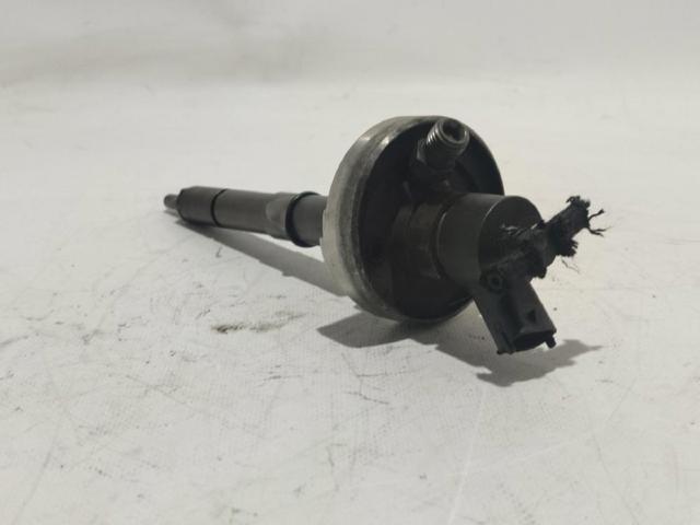 Wtryskiwacz paliwa 0445110284 RENAULT