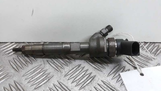 Wtryskiwacz paliwa 0445110289 BMW