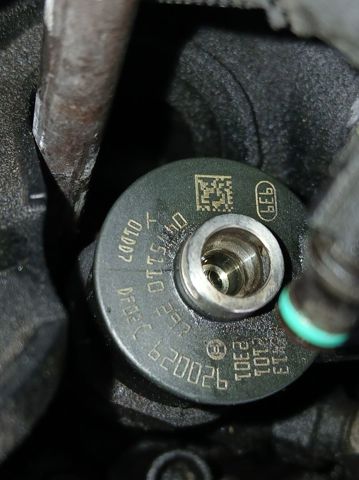 Wtryskiwacz paliwa 0445110297 PEUGEOT