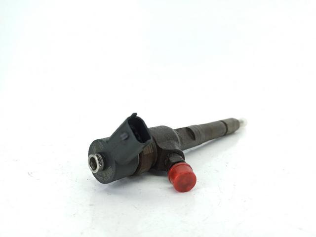 Wtryskiwacz paliwa 0445110326 OPEL