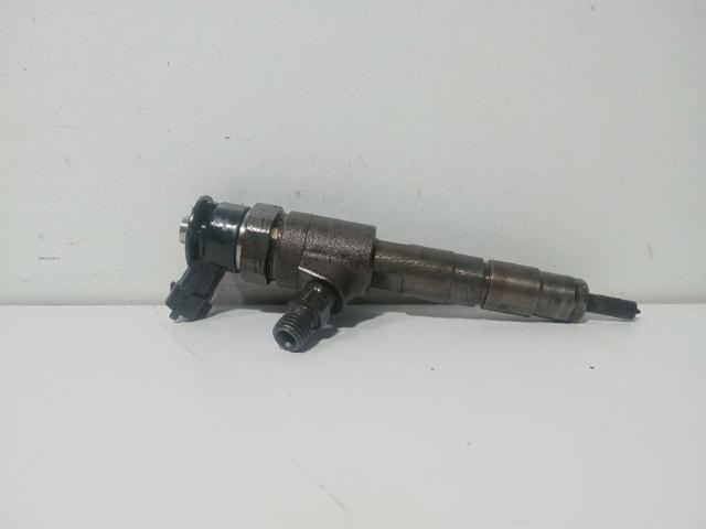 Wtryskiwacz paliwa 0445110340 PEUGEOT