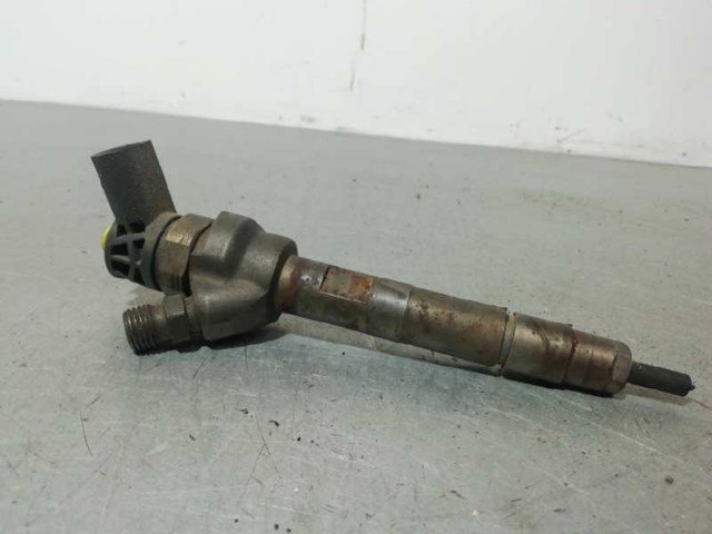 Wtryskiwacz paliwa 0445110478 BMW