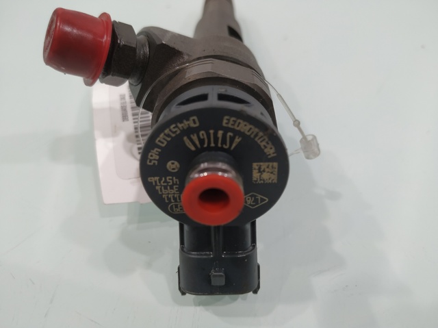 Wtryskiwacz paliwa 0445110485 RENAULT