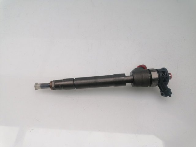 Wtryskiwacz paliwa 0445110546 NISSAN