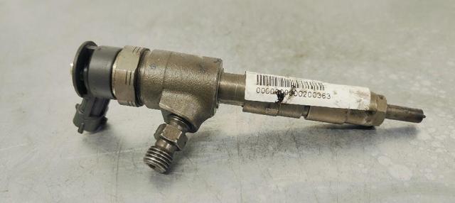 Wtryskiwacz paliwa 0445110566 PEUGEOT