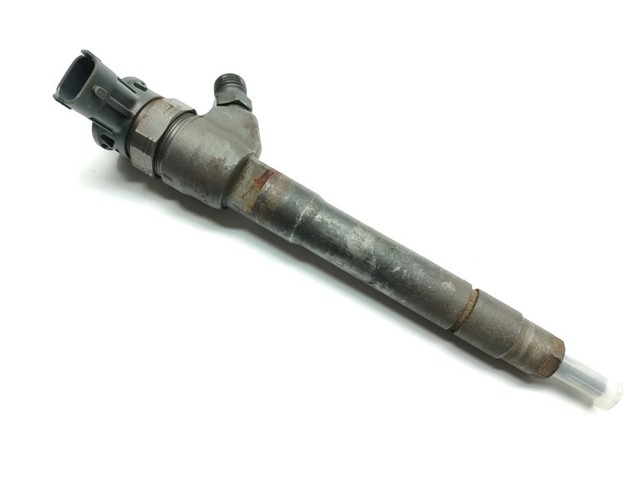 Wtryskiwacz paliwa 0445110569 RENAULT