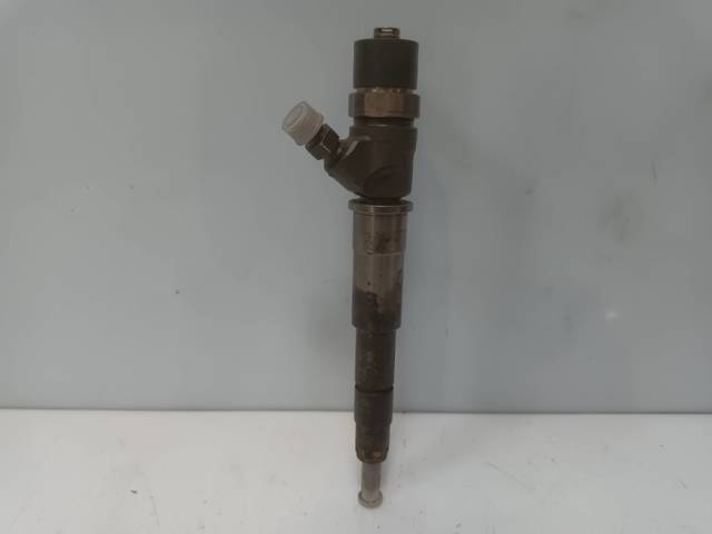 Wtryskiwacz paliwa 0445110634 RENAULT