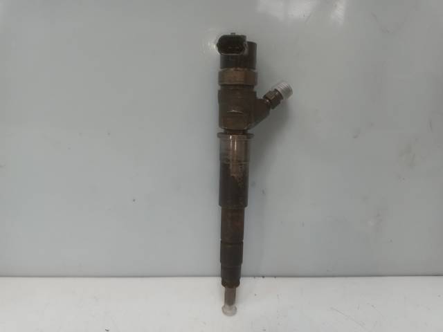 Wtryskiwacz paliwa 0445110634 RENAULT