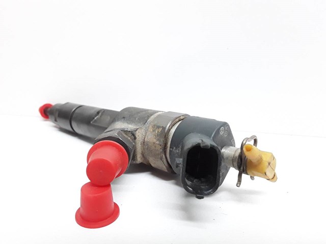 Wtryskiwacz paliwa 0445120002 IVECO