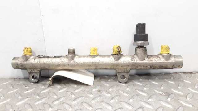 Czujnik ciśnienia paliwa 0445214015 RENAULT