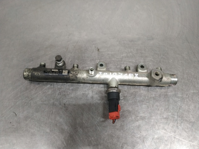 Rozdzielacz paliwa 0445214019 PEUGEOT