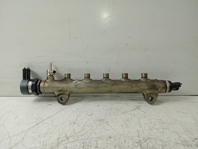 Rozdzielacz paliwa 0445214111 HYUNDAI