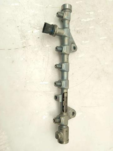Rozdzielacz paliwa 0445214158 RENAULT