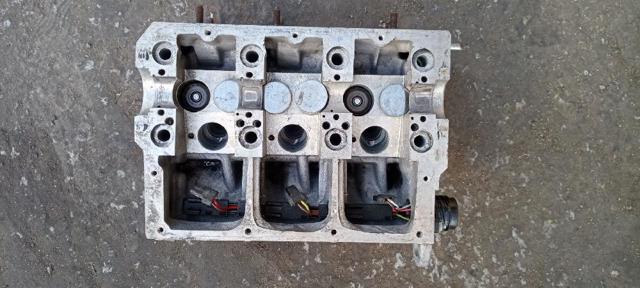 Głowica cylindrów 045103373H VAG