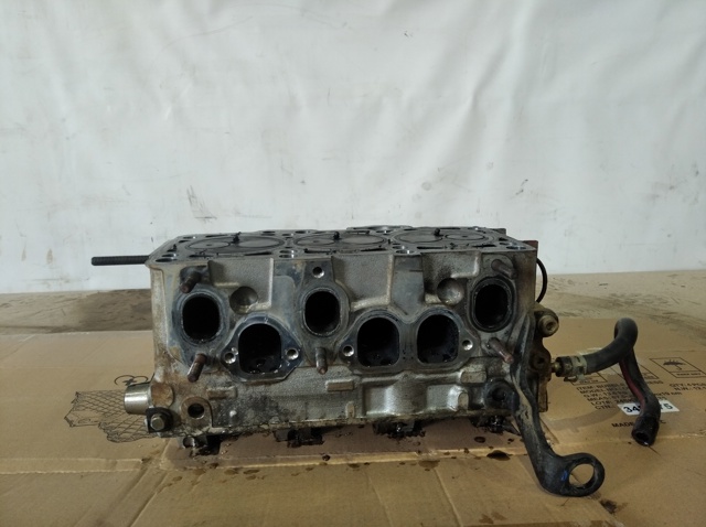 Głowica cylindrów 045103373H VAG