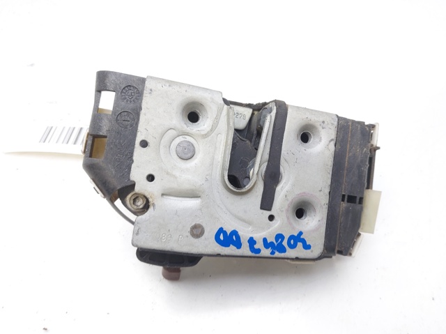 Zamek drzwi przednich prawych 04589416AD CHRYSLER