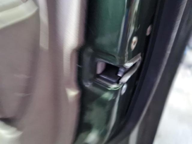 Zamek drzwi przednich prawych 04589416AE CHRYSLER