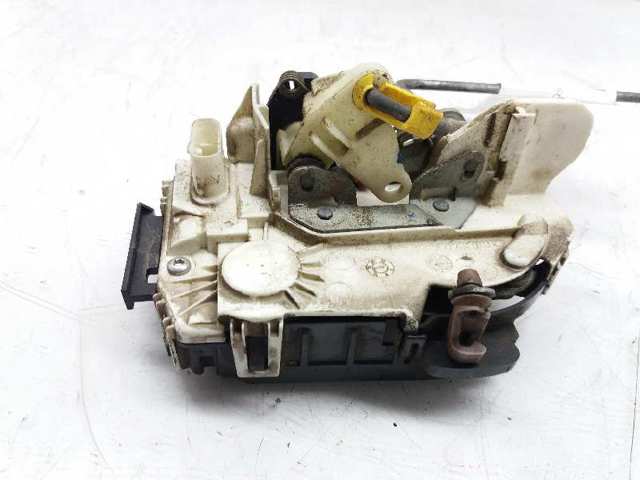 Zamek drzwi przednich prawych 04589416AG CHRYSLER