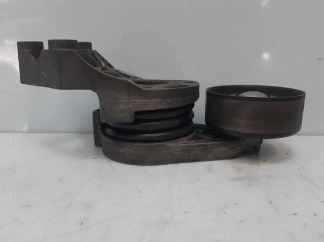 Napinacz paska napędowego 045903315A VAG