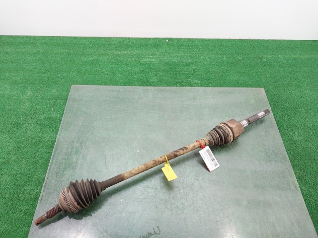 Półoś napędowa przednia prawa 04641884AE CHRYSLER