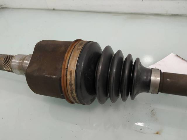 Półoś napędowa przednia prawa 04641884AE CHRYSLER