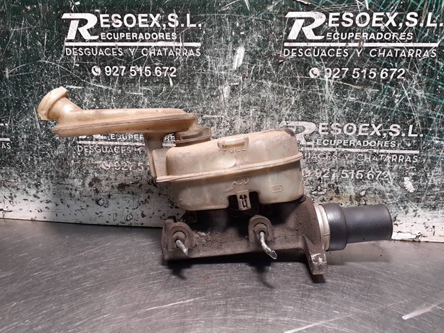 Główny cylinder hamulców Chrysler Voyager