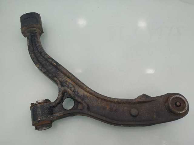 Wahacz zawieszenia przedniego dolny prawy 04694760AC CHRYSLER