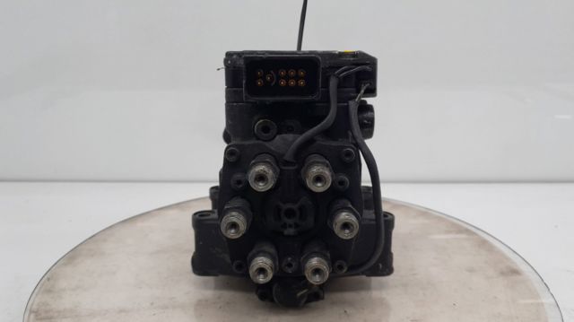 Pompa wtryskowa wysokiego ciśnienia Volkswagen Passat 3B3