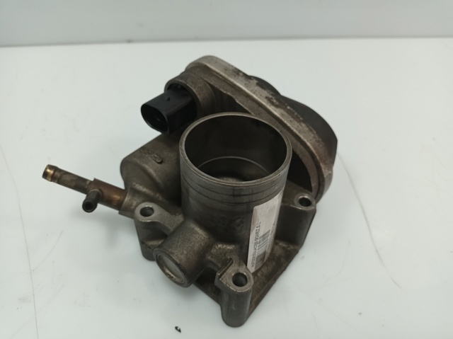 Przepustnica, komplet 047133062D VAG