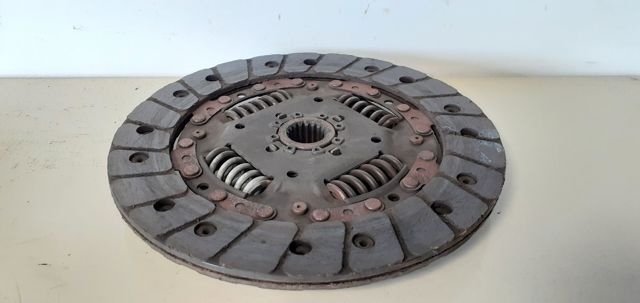Tarcza sprzęgła 047141034 VAG