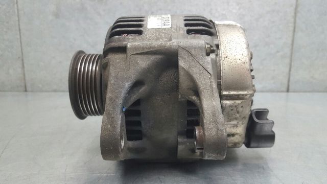 Alternator 04727329AA CHRYSLER