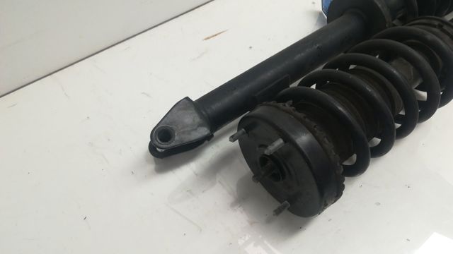 Amortyzator przedni prawy 04782995AD CHRYSLER