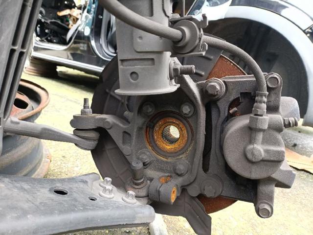 Czop (zwrotnica) przedni lewy 04787958AA CHRYSLER