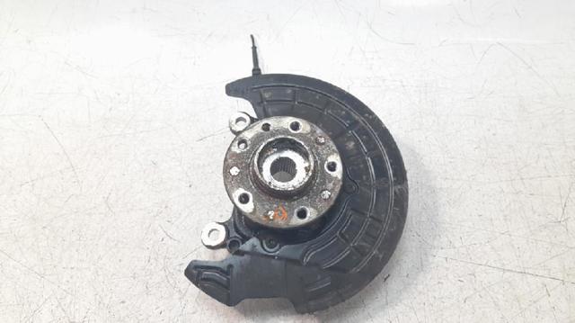 Czop (zwrotnica) przedni lewy 04787958AA CHRYSLER