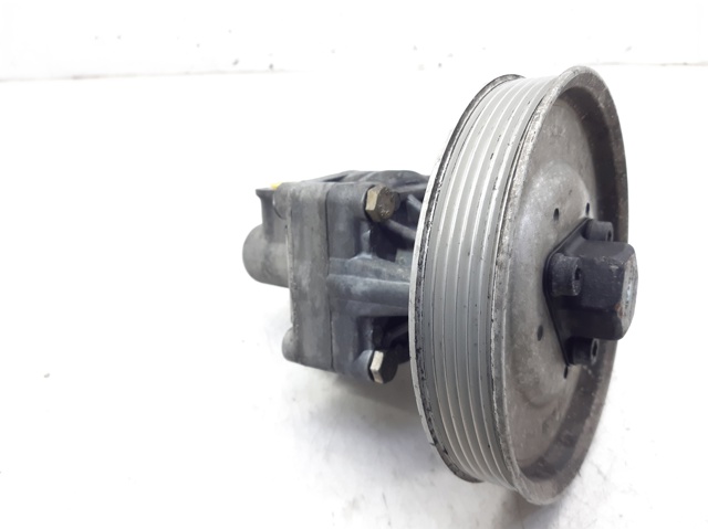 Pompa wspomagania kierownicy Audi 100
