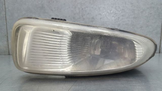 Lampa przeciwmgielna lewa 04857239AB CHRYSLER